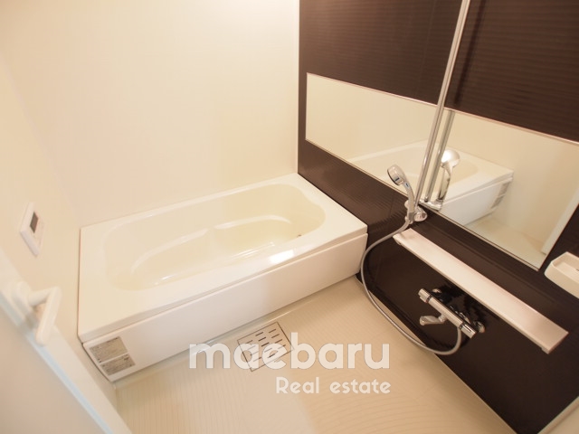 バス・シャワールーム　バスルーム