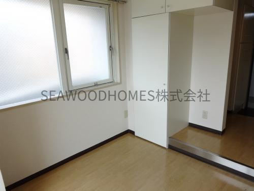 居室・リビング　日当たりの良いお部屋です