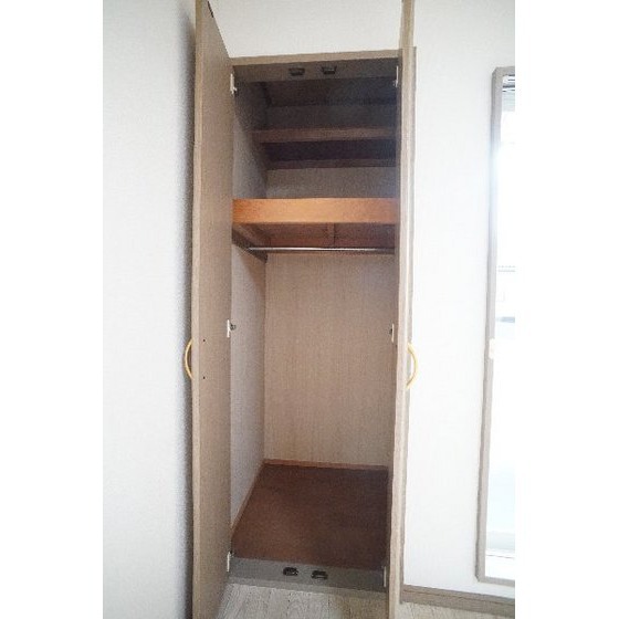 収納　洋室の収納