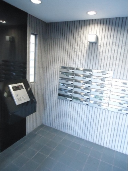 セキュリティ　オートロック付のマンションです。