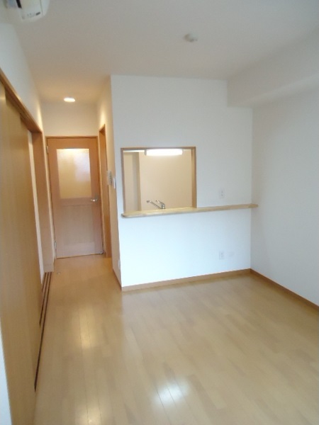 居室・リビング　9.9帖のリビング