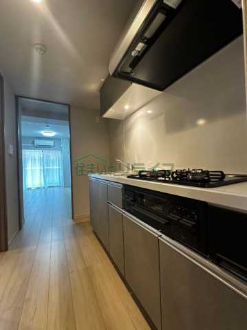 キッチン　別階層の写真になります。