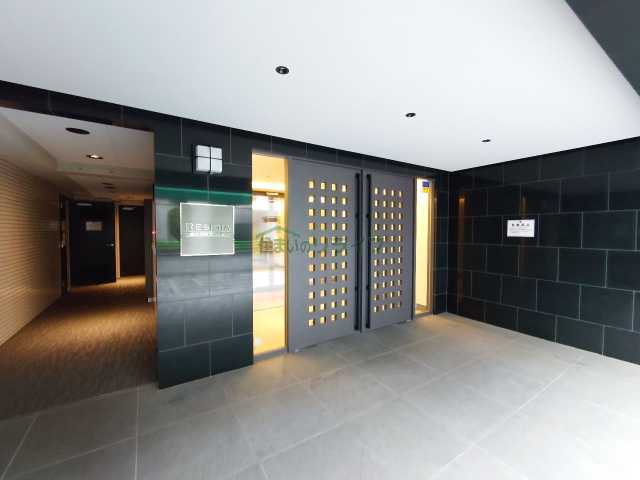 エントランス　レジディア三軒茶屋II