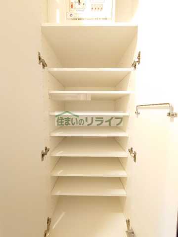 収納　Brillia ist町屋