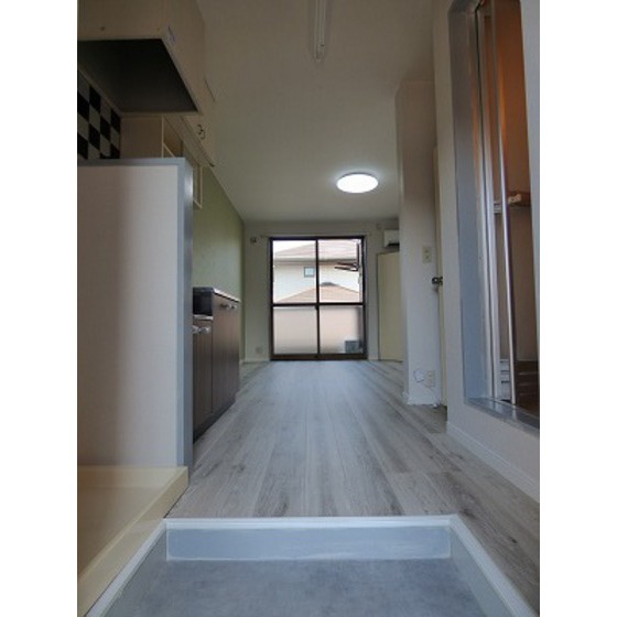 玄関　現状優先