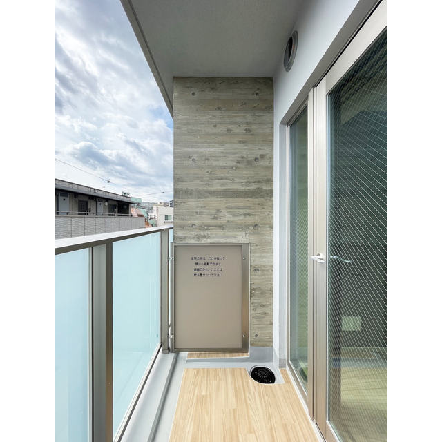 バルコニー　バルコニー