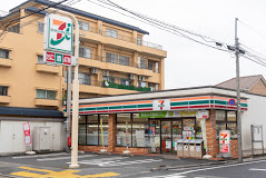 コンビニ　セブンイレブン 光が丘公園北店（コンビニ）まで548m