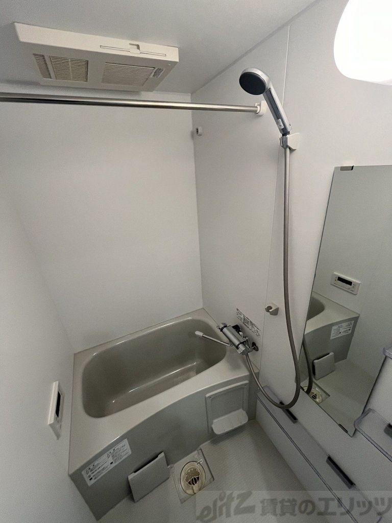 バス・シャワールーム　バス