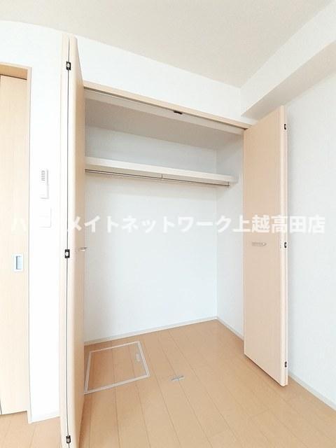 収納　クローゼット