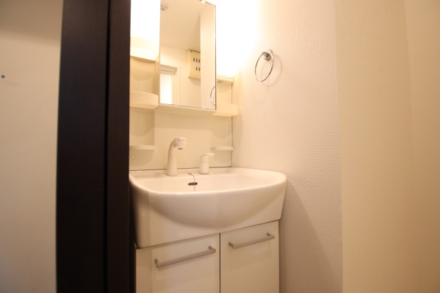 洗面設備　※別室の参考写真の為、現況優先です。