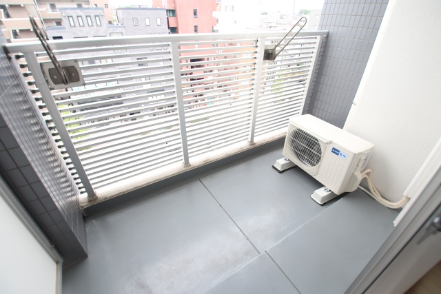 バルコニー　※別室の参考写真の為、現況優先です。