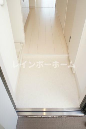 玄関　収納もある玄関です