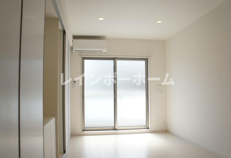 その他部屋・スペース　使い勝手のいい寝室です