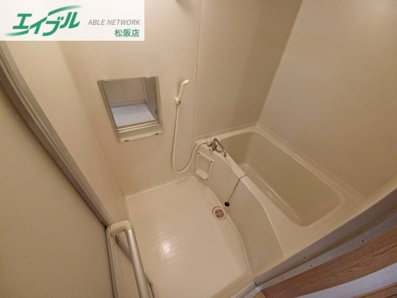 バス・シャワールーム　反転タイプ参考写真