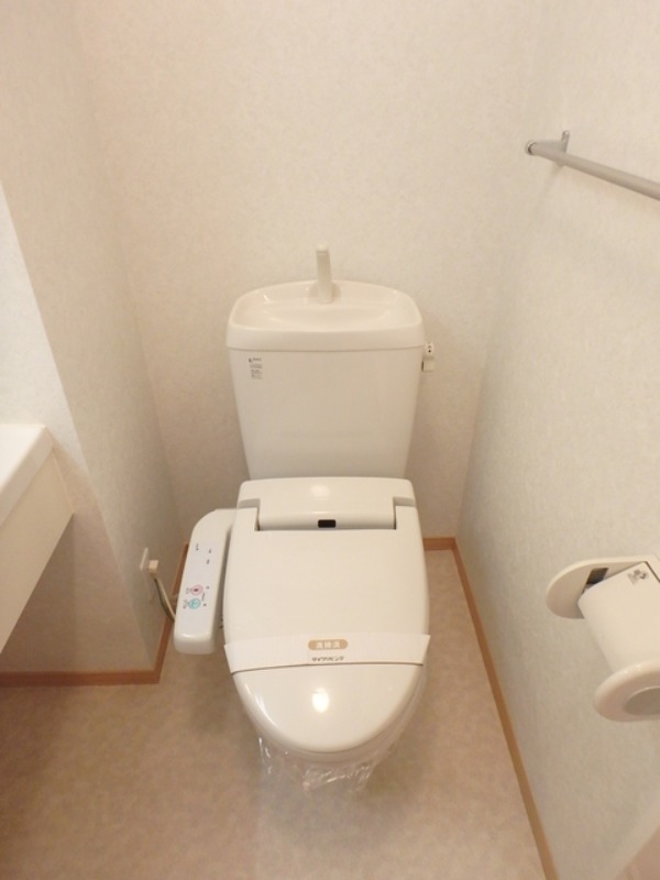 トイレ　図面と現状に相違がある場合には現状を優先