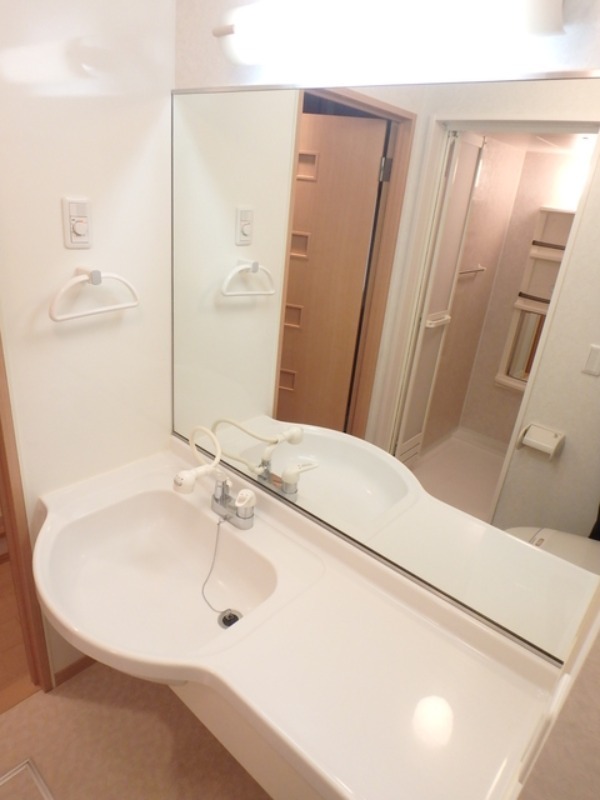 洗面設備　図面と現状に相違がある場合には現状を優先