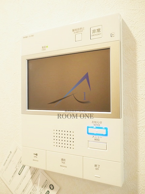 セキュリティ　モニター付きインターホンです。