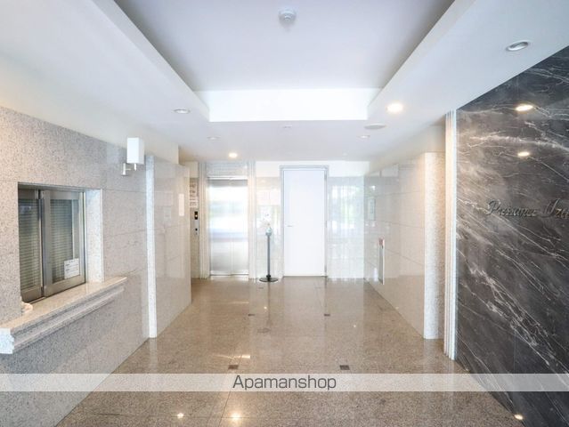 ロビー　ロビー