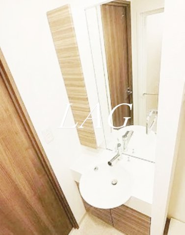 洗面設備　独立洗面台です。