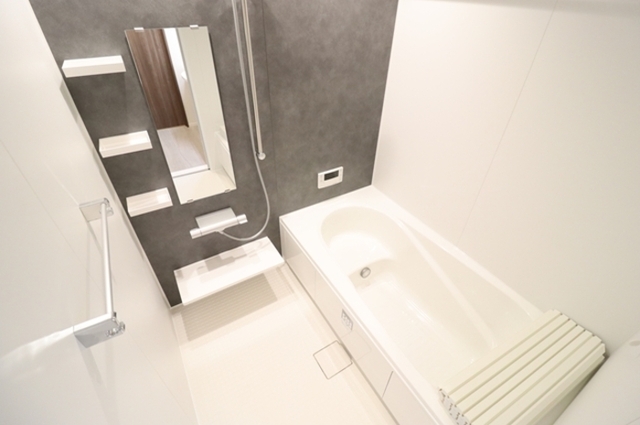 バス・シャワールーム　浴室