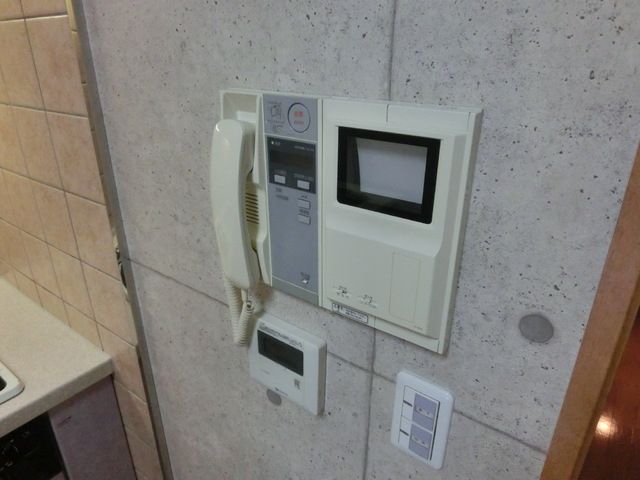 セキュリティ　★モニター付きインターフォン★
