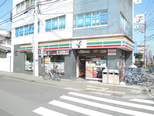 コンビニ　セブンイレブン川崎日進町南店（コンビニ）まで193m