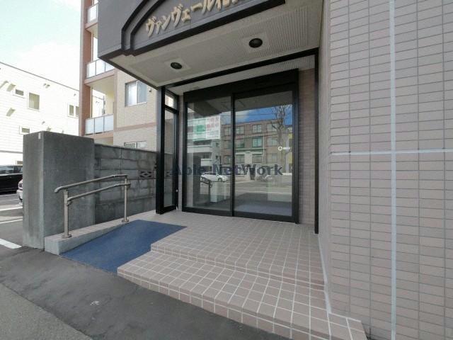 エントランス　エントランス部分