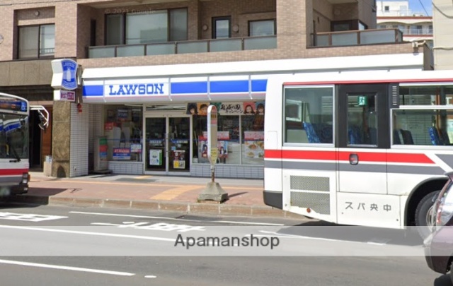 コンビニ　ローソン（コンビニ）まで186m