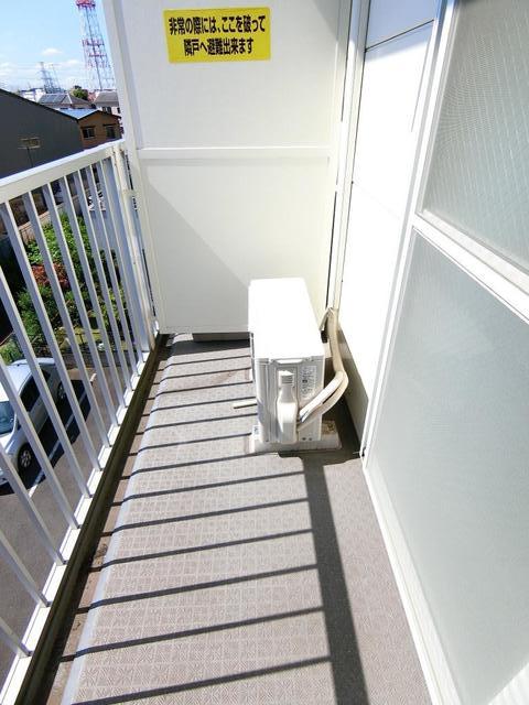 バルコニー　※同タイプ別部屋の写真です