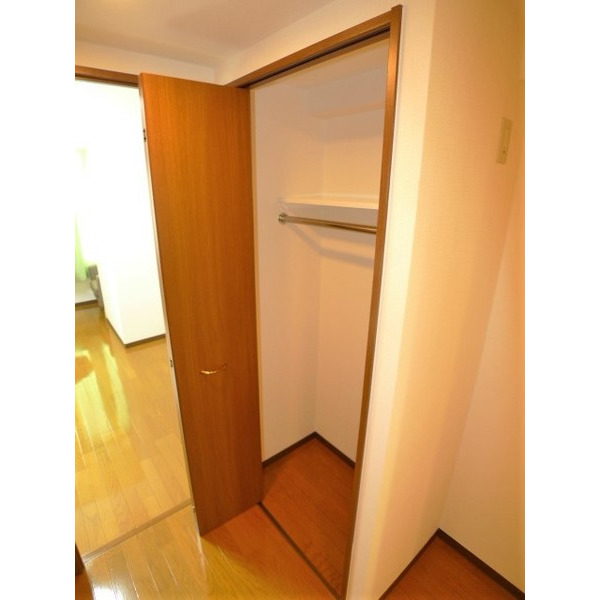 収納　別号室参照