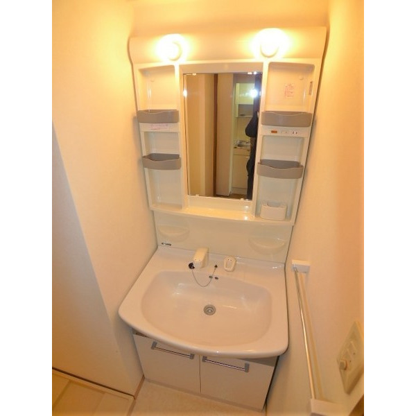 洗面設備　別号室参照