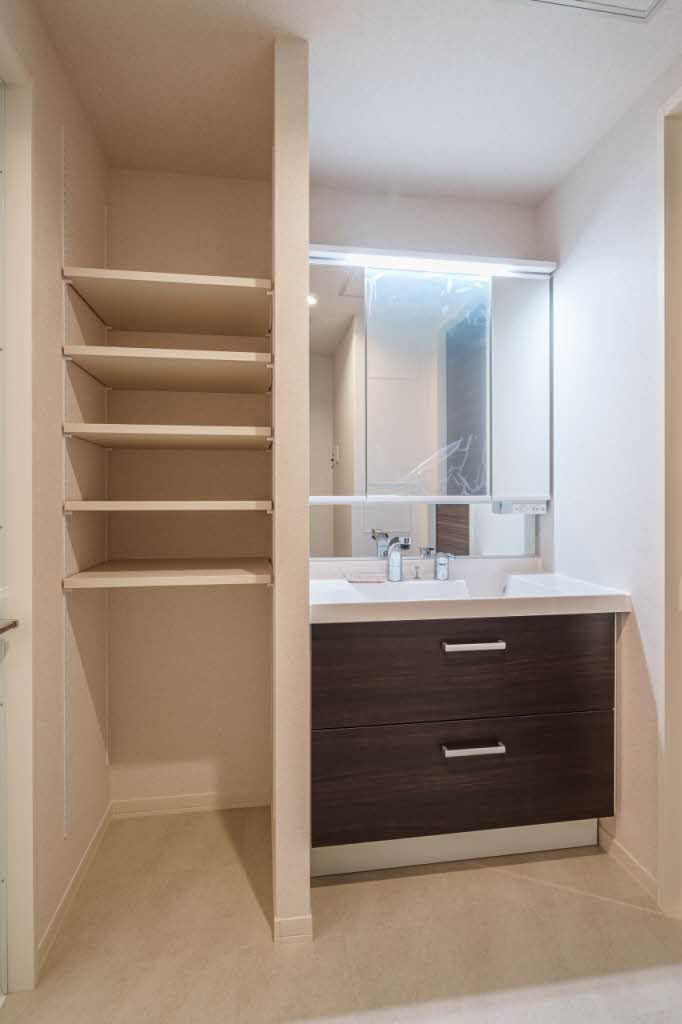 洗面設備　洗面化粧台