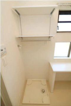 その他設備　室内洗濯機置場。