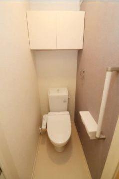 トイレ　温水洗浄便座です！