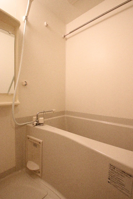 バス・シャワールーム　※別室の参考写真の為、現況優先です。