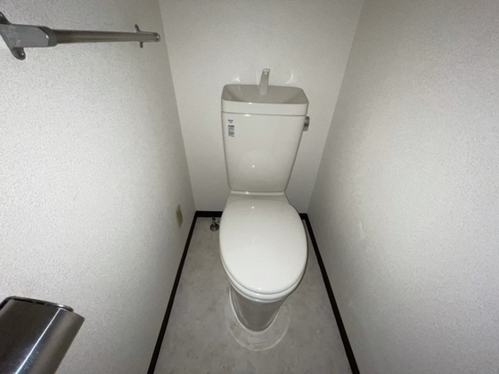 トイレ　※別部屋の写真です