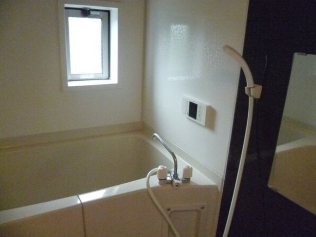 バス・シャワールーム　追焚き付お風呂　シャワー付