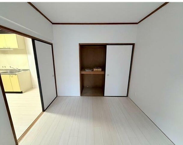 収納　※掲載写真は、同タイプの別部屋写真です。