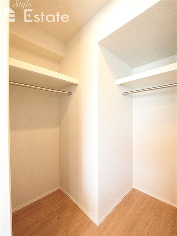 収納　ウォークインクローゼット