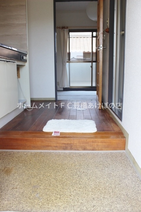 玄関　同型別部屋写真