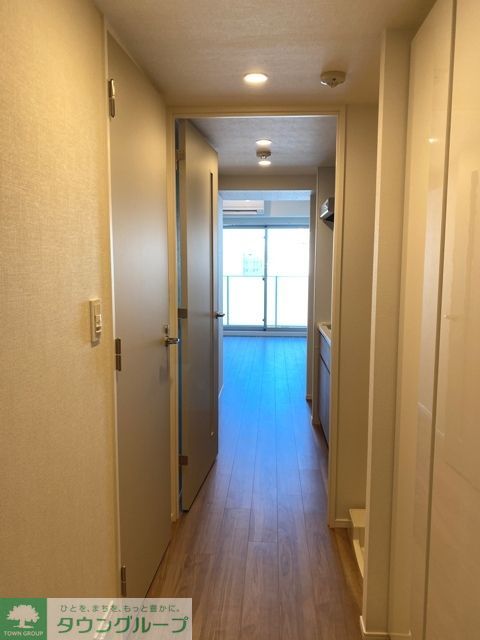 玄関　※写真は同タイプ住戸です。