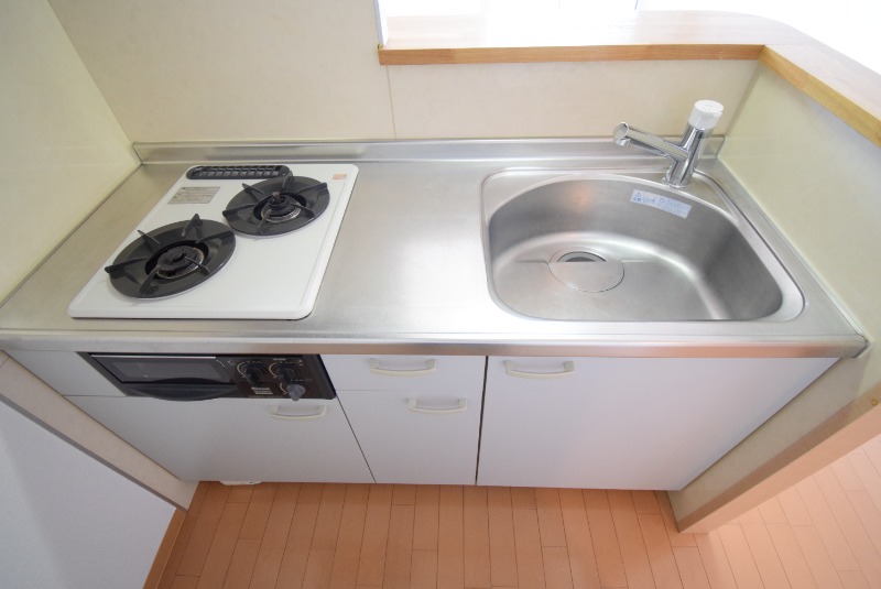 キッチン　人気のカウンターキッチン★作った料理を置くことができます♪