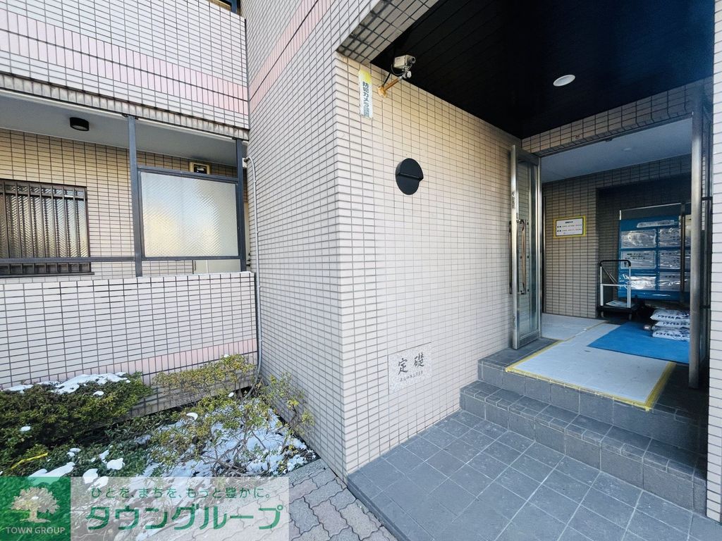 エントランス　エントランス