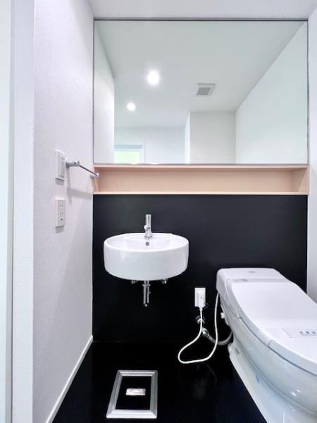 洗面設備　コンパクトで使いやすい洗面所