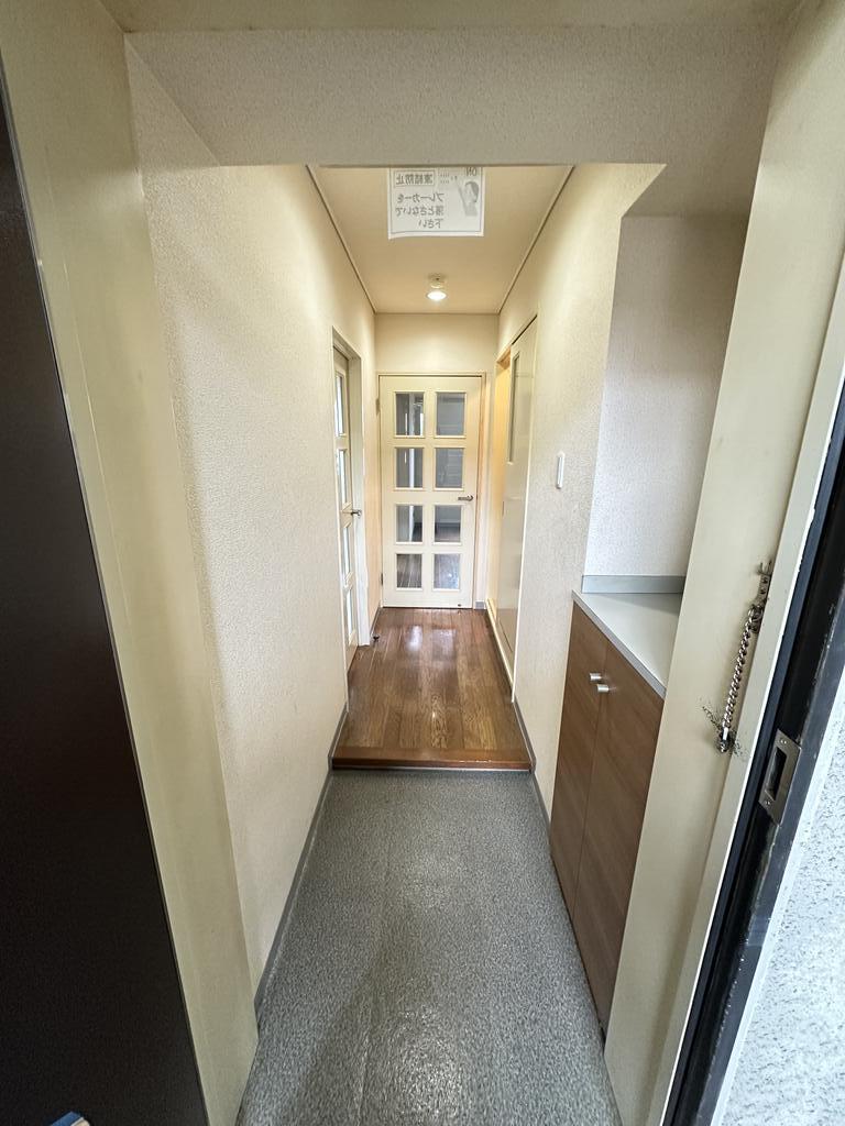 玄関　嬉しいシューズボックス付き