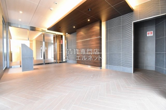 エントランス　エントランス