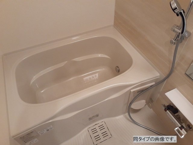 バス・シャワールーム　日々の疲れを癒すお風呂付です