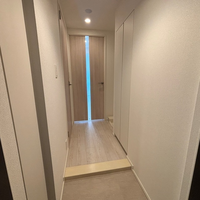 玄関　※写真は同タイプ住戸です。