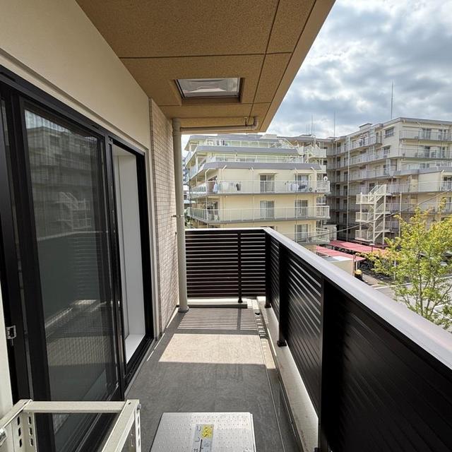 バルコニー　※写真は同タイプ住戸です。