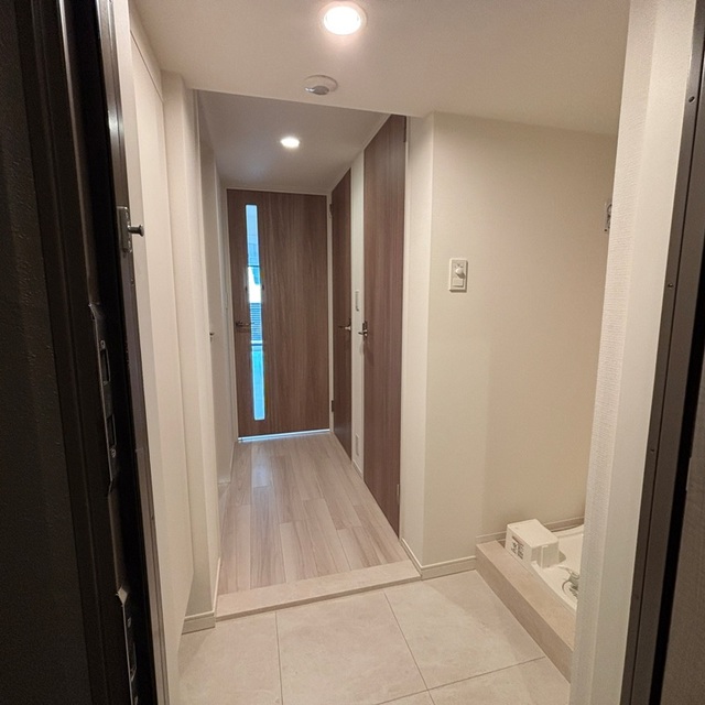 玄関　※写真は同タイプ住戸です。